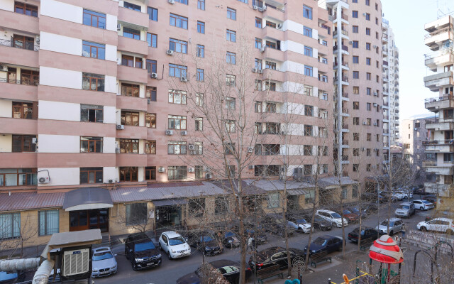 2Bd1Bath Pushkin ave 58 2ndfloor next to church.
