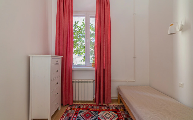 Квартира Двухкомнатная квартира в центре города