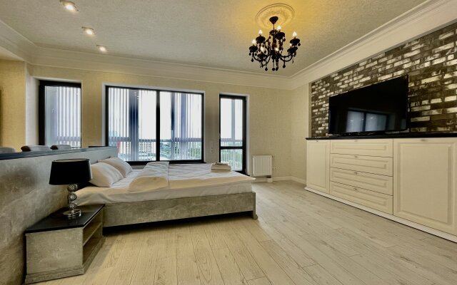 1-komnatnye HomeApart P. Mstislavtsa, 15 Apartments