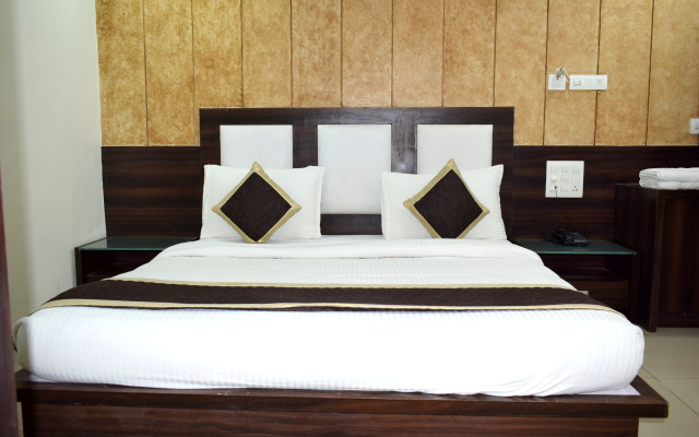 Krishna Inn Hotel