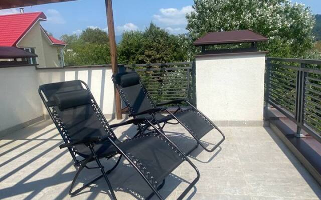 Ajax Na Polyanskoy S Terrasoy Na Kryshe Apartments
