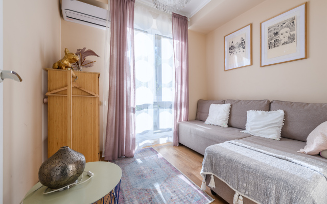 Oplot - Dvuhkomnatnye s krugovym balkonom 5 Apartments