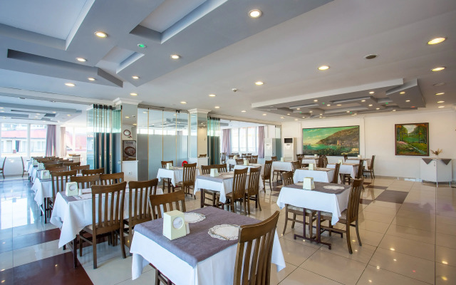 Aslan City Hotel