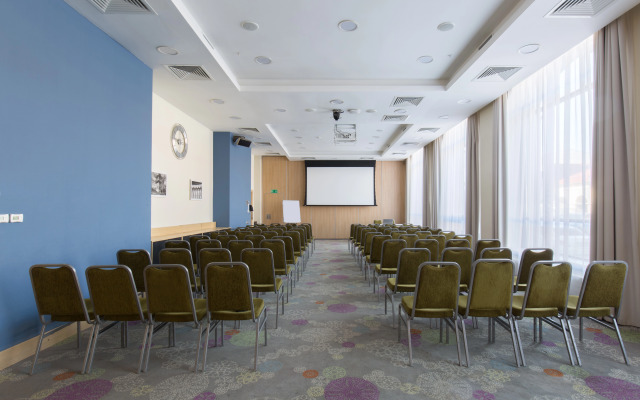 Nesterov Plaza Hotel