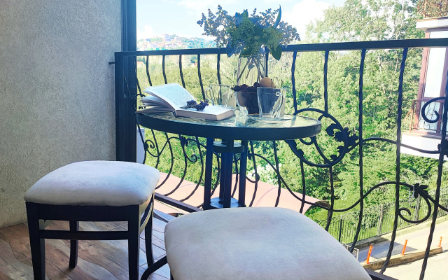 V Zhk Romanovskiy Flat