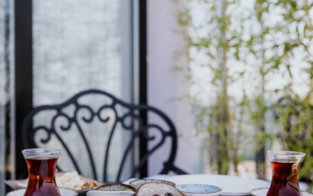 Отель Marlo Ayvalik