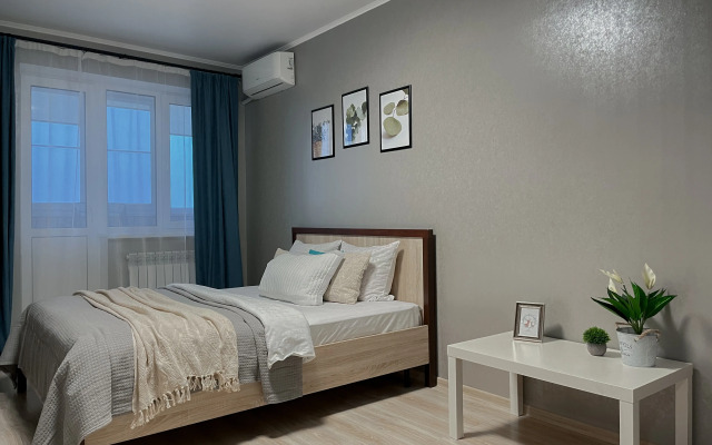 Green FOX Na Ulice Savushkina 6E Apartments