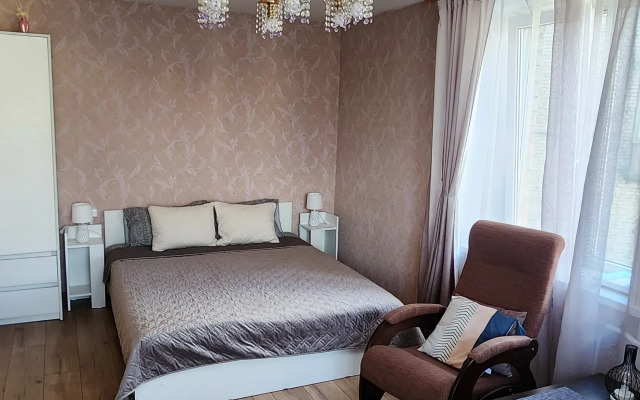 Uyutnaya Dvukhkomnatnaya Kvartira Na Zheleznodorozhnoy 15 Flat