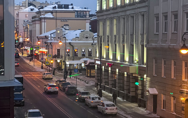 Апартаменты 2-х комнатные в центре возле Кремля