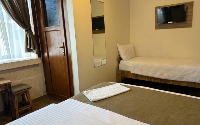 Хостел Ezel Hanim Konagi