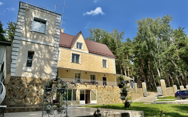 Lesnaya Skazka Guest House