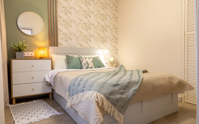 Stilnye U Petrogradki S 2 Spalnyami I Kukhney-Gostinoy Apartments