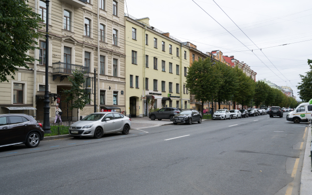 Апартаменты Чайковского 39б