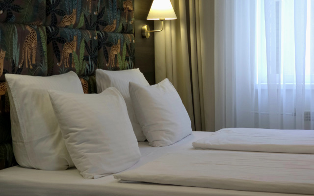 Velara Hotel