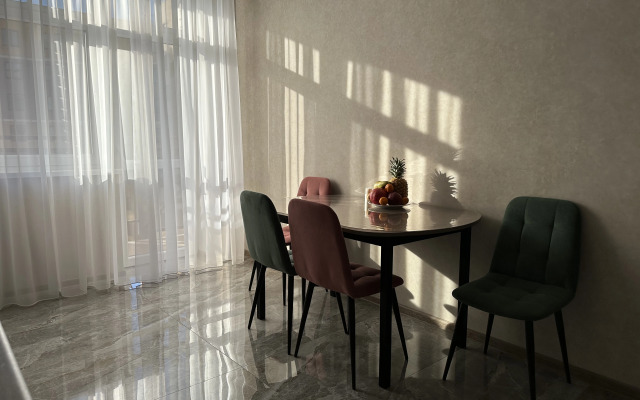 Na Admiralskogo 1A Flat