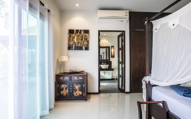 Buton 3 BR, Private Pool, Nai Harn Beach Villa