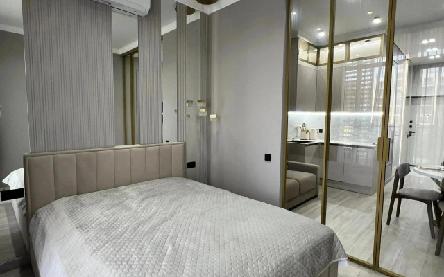 Na Pervoy Beregovoy Linii Flat