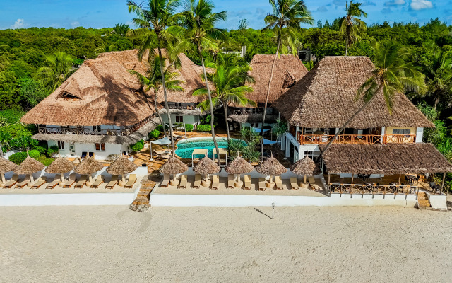 Отель AHG Dream's Bay Beach - Adults Only