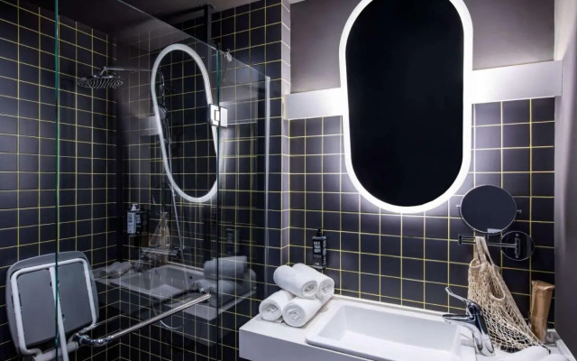 Ibis Tbilisi City Hotel - Brand New