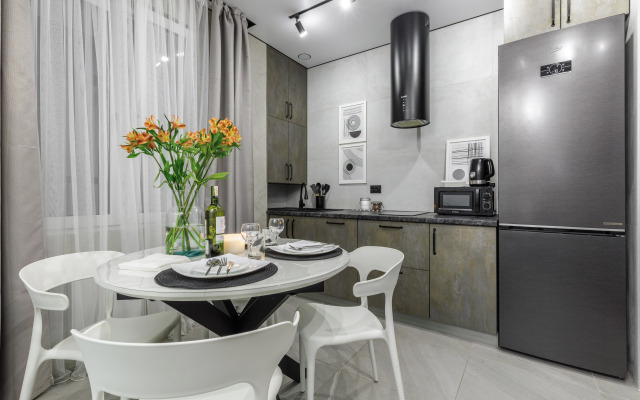 Flat Apartamenty V Tsentre S  Sostvennoy Terrasoy I Parkingom