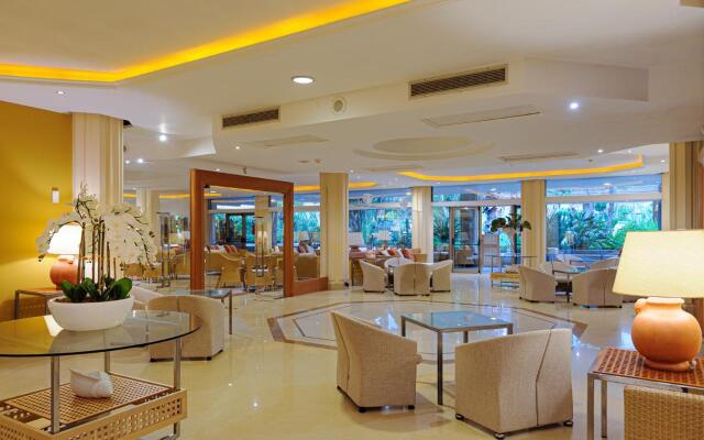 Hotel Acacia Resort