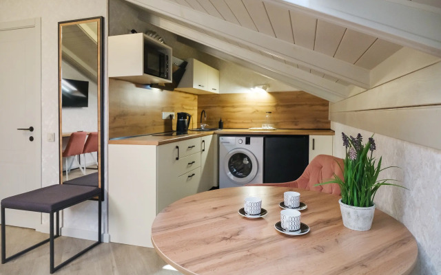 Lalebi Guest House