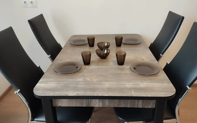 V neskolkikh shagakh ot morya Flat