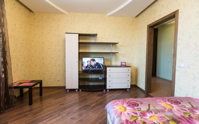 Апартаменты 9 Ночей на Карла Маркса 34