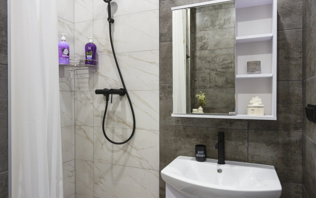 Chetyrekhmestnye Na Ryabinovoy 1 Apartments