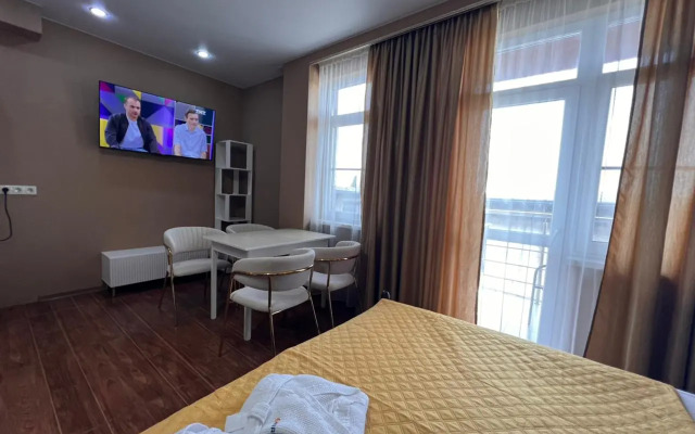 Nasezam Nizhneimeretinskaya 137a Flat