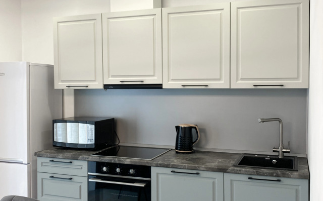 Апартаменты с кроватью 180 см и балконом, с 14 по 17 этаж