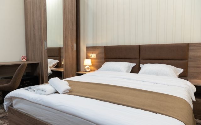 Aeka Hotel