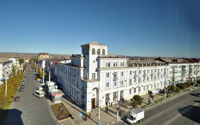Royal Riz Hotel