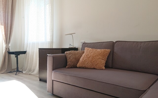 Апартаменты рядом центр Кругозор