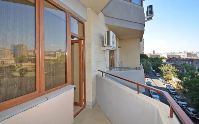 Perte House Apartment's on Argishti 13 Street Apartments