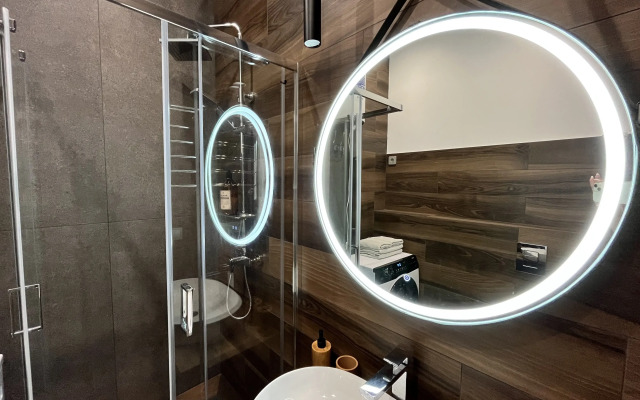 Квартира Современная студия с балконом и видом на море