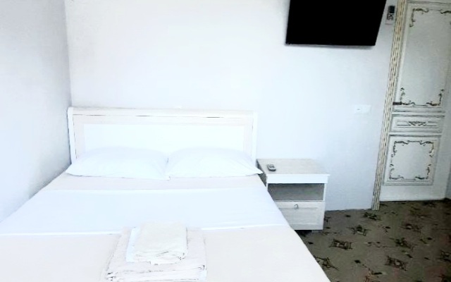 Semeyny Guest House