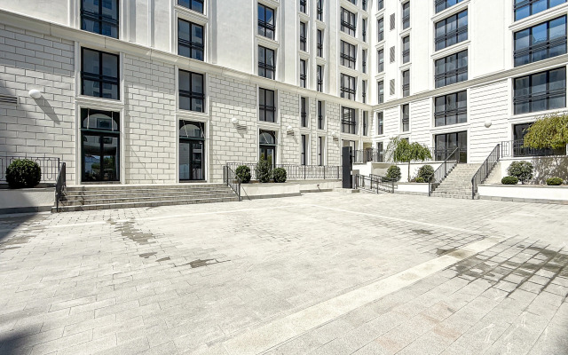 Apartment Monako 24 Zhk Graf Tolstoy 311