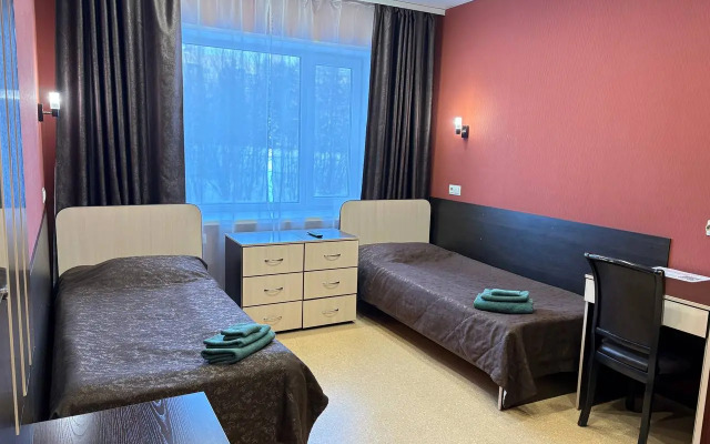 Отель Айхал