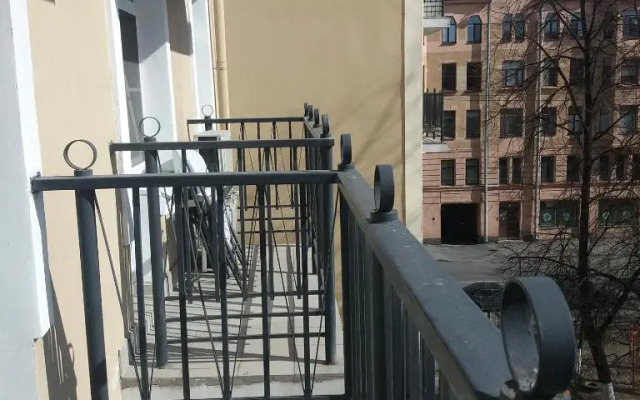 Апартаменты студия 3 Исполкомская 4-6