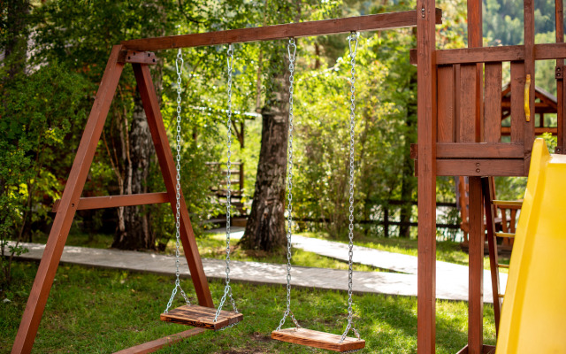 Гостевой дом АЛТАЙ БЕРЕГ ИП Рожнова Л.В.