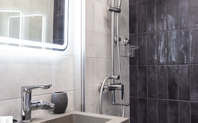 SilverPeak Apartments
