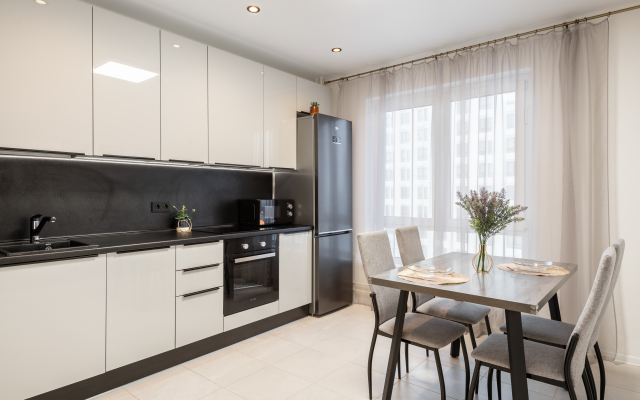 Raznotsvetnoe Drazhe Flat