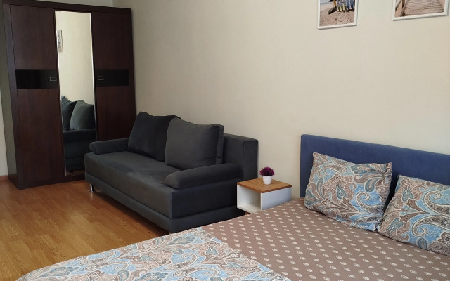 V Tsentre Flat
