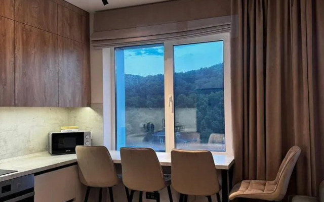 Covpemennaya S Dizaynepskim Pemontom V Zhk Chajka Flat