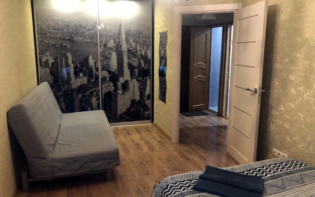 Na Verkhne Proletarskoy 1 Flat