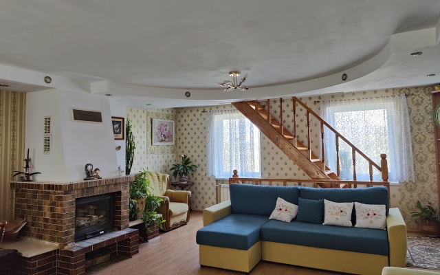 Tankhauz Lotos Na Beregu Reki Guest house