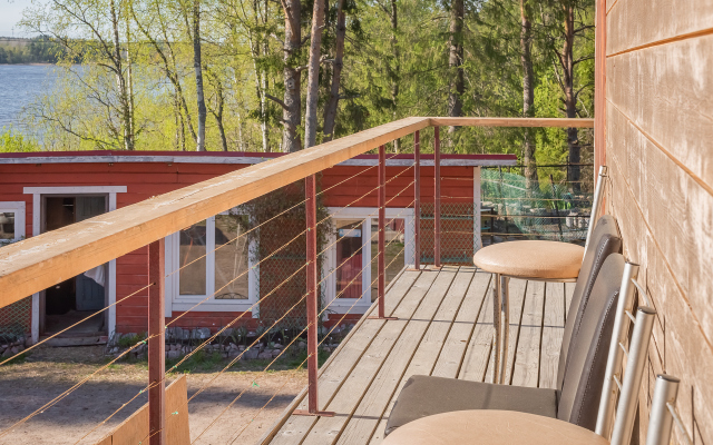 Bereg U Lesa Guest House