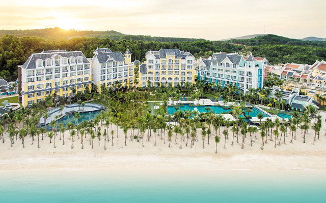 Resort JW Marriott Phu Quoc Emerald Bay Resort & Spa Hotel