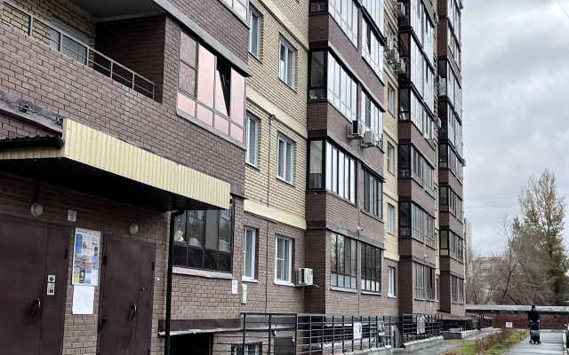 Na Uspenskogo 31b, 3 Spalnykh Mesta Flat